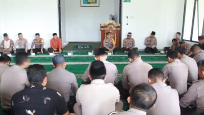 Tingkatkan Keimanan Personel, Polres Pringsewu Gelar Pembinaan Rohani