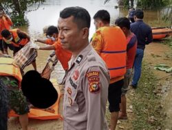 Polsek Kuantan Tengah Evakuasi Penemuan Mayat Tanpa Identitas di Sungai Batang Kuantan