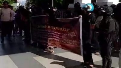 Tuntut Keadilan, The Legend 120 Lakukan Aksi Demonstrasi di Kantor Rutan Kota Makassar 