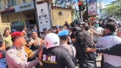 Aksi HMI Maros di Depan Polres: Tuntut Klarifikasi Soal Dana Desa dan Penegakan Hukum