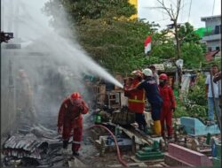 Bentrokan Kelompok di Tallo Memanas, 10 Rumah dan 2 Motor Hangus Terbakar