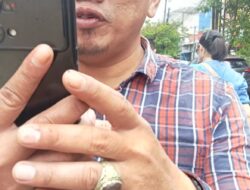 Tak Tunjukkan Surat Tugas, Aksi Pria Berbaju Kotak-Kotak Tuai Protes Warga